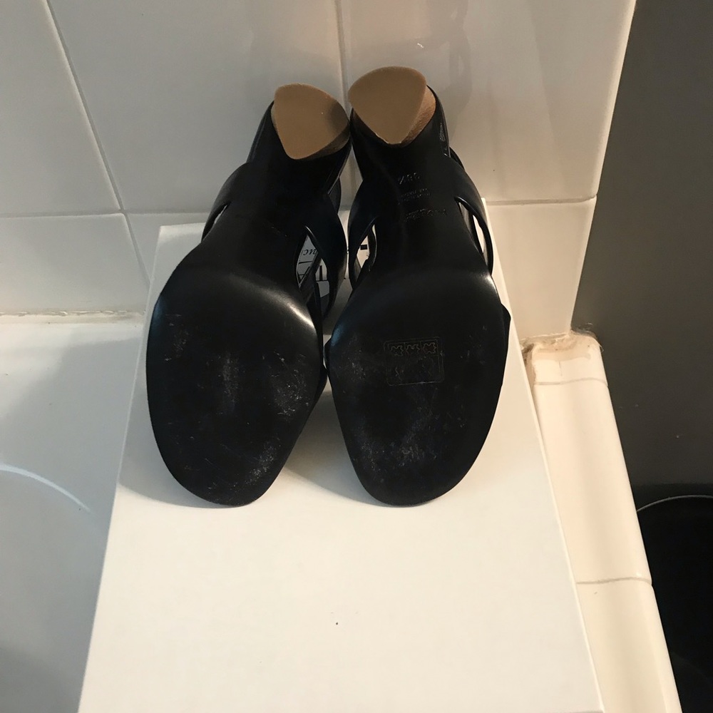 YSL Sandals - Picture 3 of 5